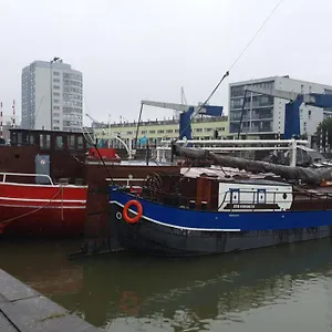 boat-apartment-rotterdam.zandvoort-hotels.com/