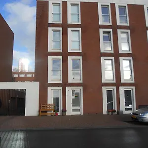 sewdiens-apartment-maashaven.zandvoort-hotels.com/